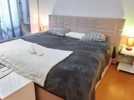 Dlouhá 25